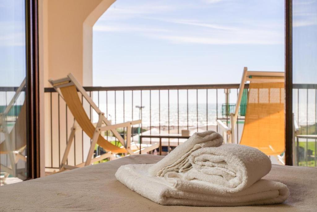 Smy Civico Zero Hotel Tarquinia Exterior photo