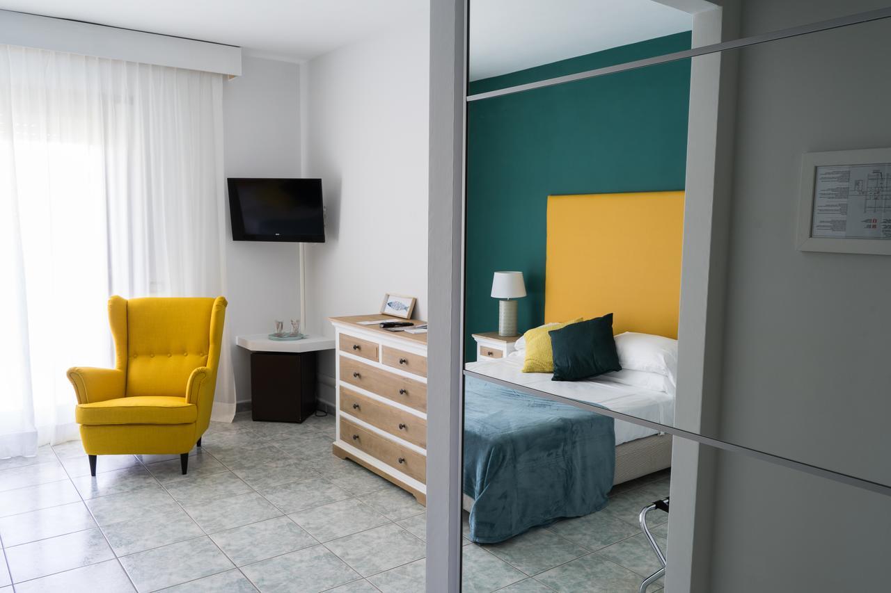 Smy Civico Zero Hotel Tarquinia Exterior photo